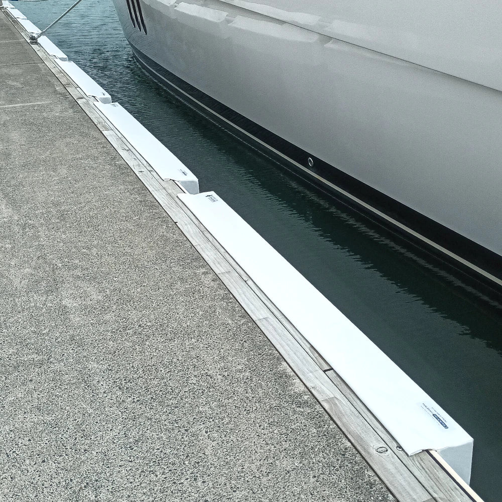 Deluxe Barrier Marina Fenders